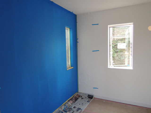 bluewallpaint